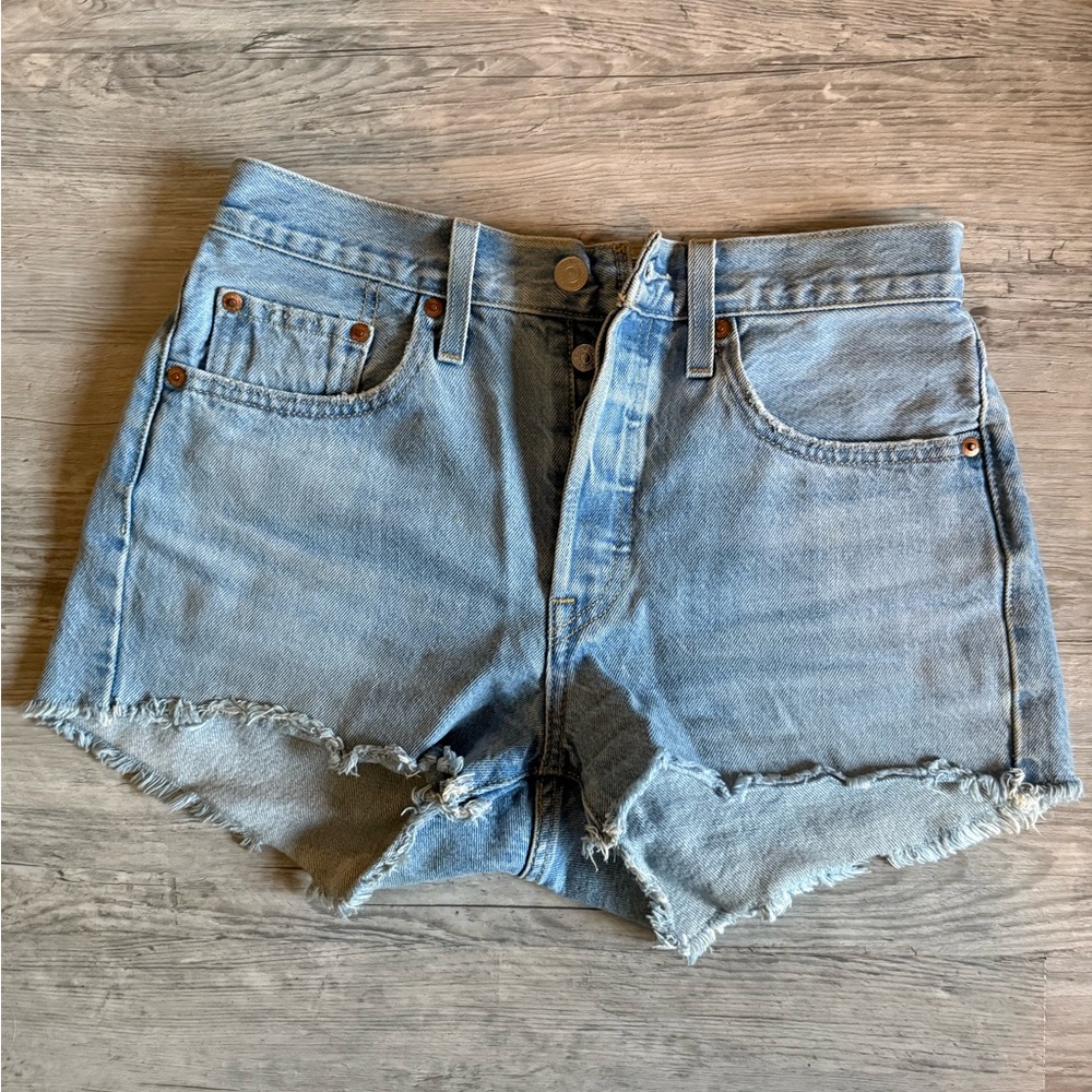 Levi’s Women 501 Shorts